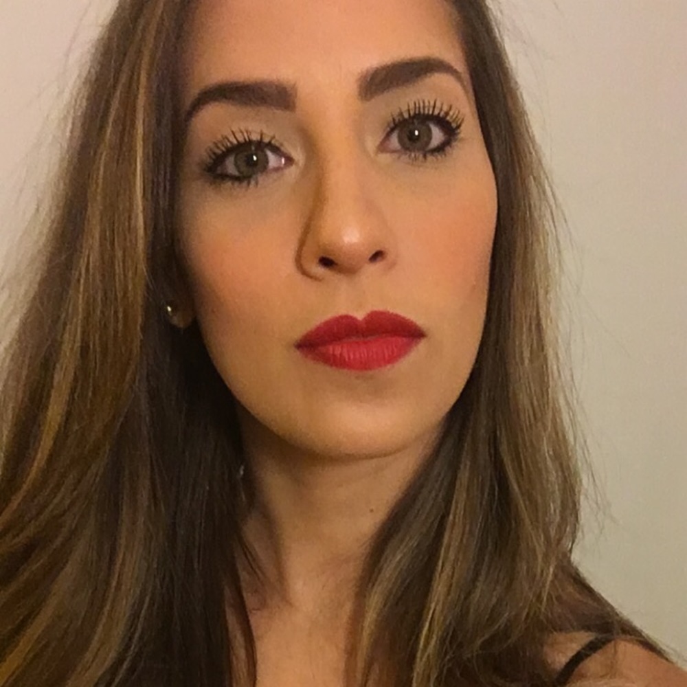 Meet your Posher, Gabriela